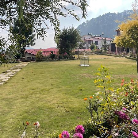 Kafal Tree Home Stay - Pet Friendly Bhowali Exteriör bild